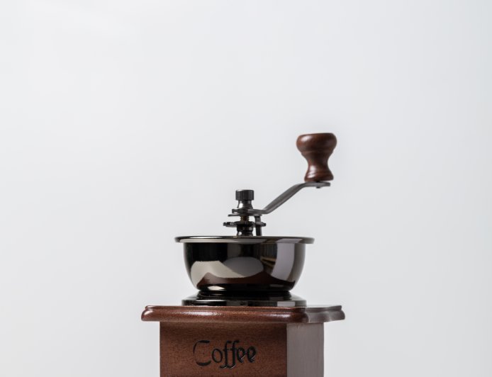 10 Recommended Manual Coffee Grinders for Traveling