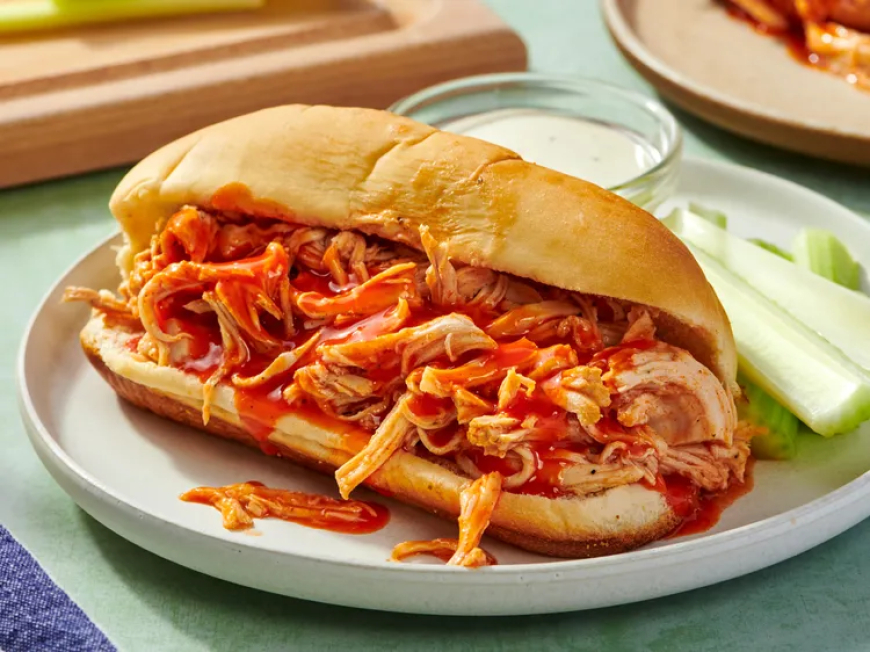 Slow Cooker Buffalo Chicken Sandwiches